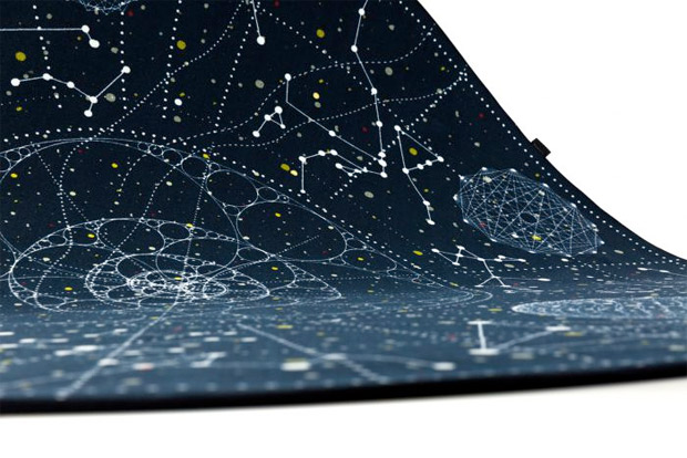 moooi_carpets_celestial_2.jpg