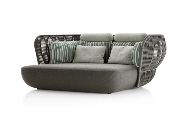 bundb_italia_bay_sofa_sessel-outdoor_divano_gross.jpg