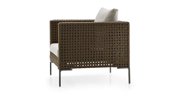 bunb_italia_charles_sessel_outdoor_1.jpg