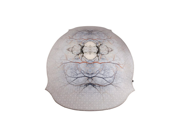 moooi_carpets_teppich_diamond_tree_edward_van_fliet_1.jpg