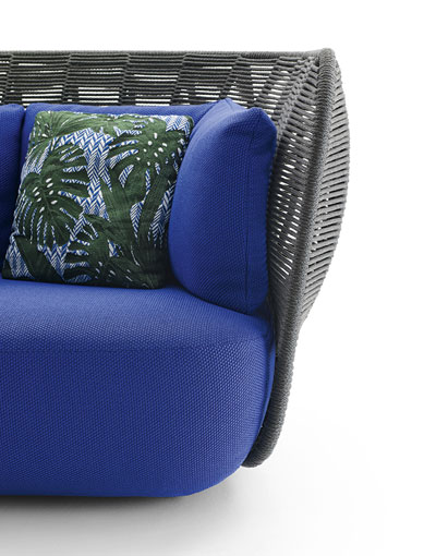 bundb_italia_bay_sofa_sessel-outdoor_detail.jpg