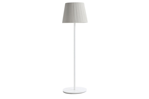 kettal_objects_outdoorlampe_1.jpg